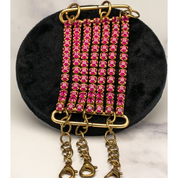 Beautiful Vintage pink rhinestone cuff like chain bracelet - Picture 8 of 8